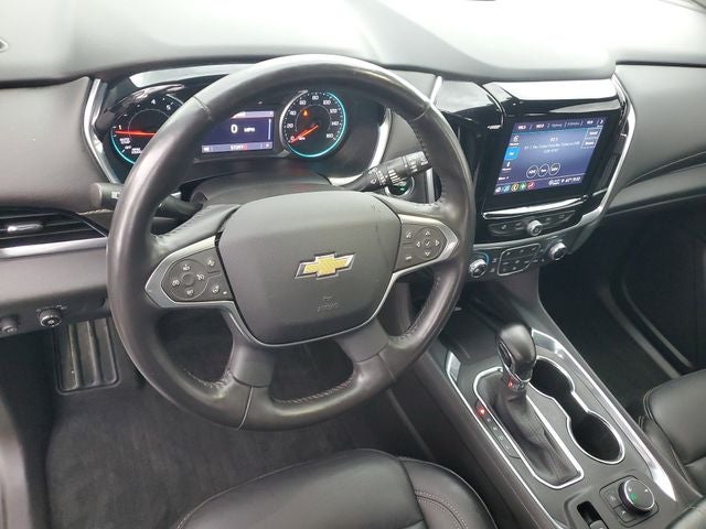 2022 Chevrolet Traverse LT Leather