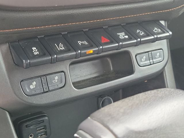 2021 GMC Canyon AT4 w/Leather