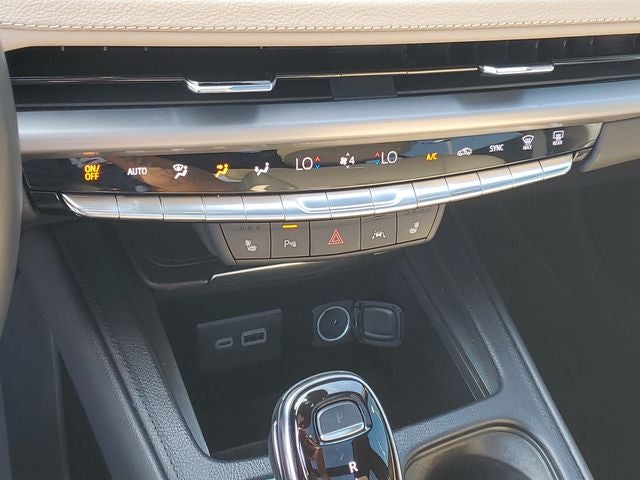2024 Cadillac XT4 Luxury