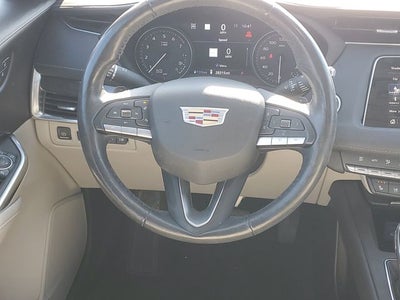 2021 Cadillac XT4 Premium Luxury