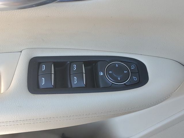 2018 Cadillac XT5 Base