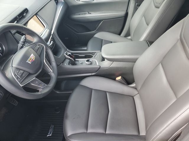 2025 Cadillac XT5 Luxury