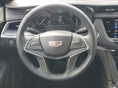 2025 Cadillac XT5 Luxury