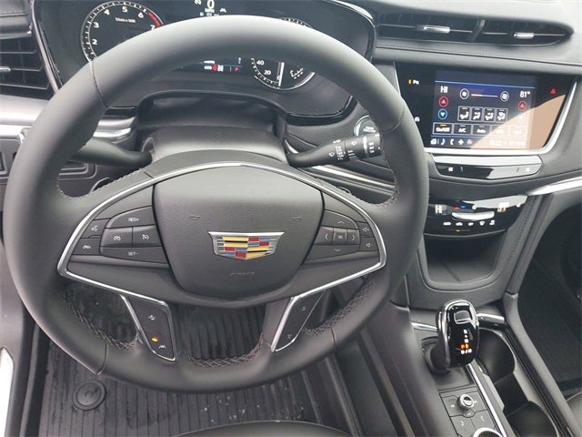 2025 Cadillac XT5 Luxury