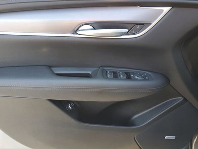 2025 Cadillac XT5 Luxury