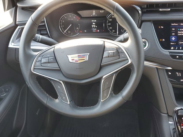 2025 Cadillac XT5 Luxury