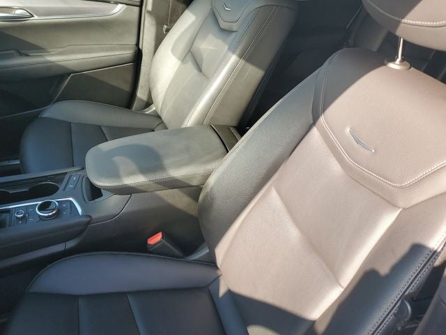 2023 Cadillac XT5 Luxury