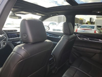 2022 Cadillac XT5 Premium Luxury
