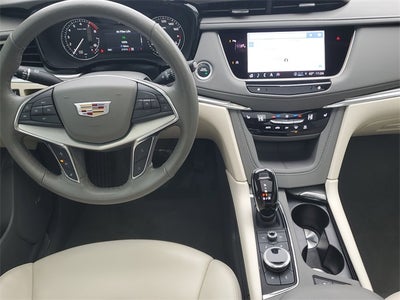 2023 Cadillac XT5 Premium Luxury