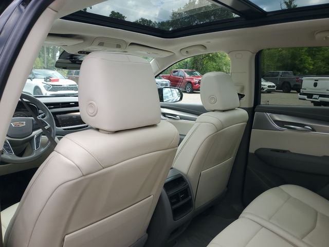 2022 Cadillac XT5 Premium Luxury