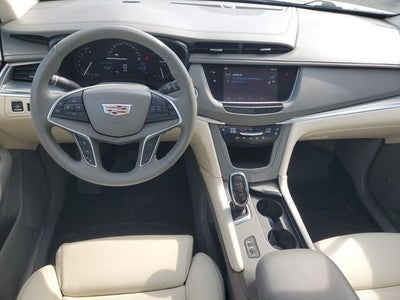 2017 Cadillac XT5 Premium Luxury