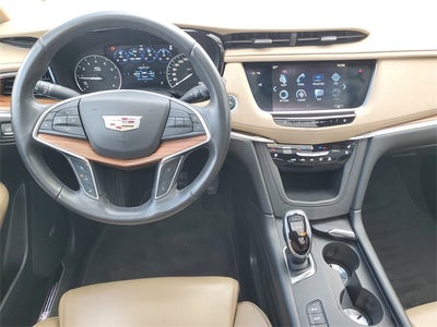 2017 Cadillac XT5 Platinum