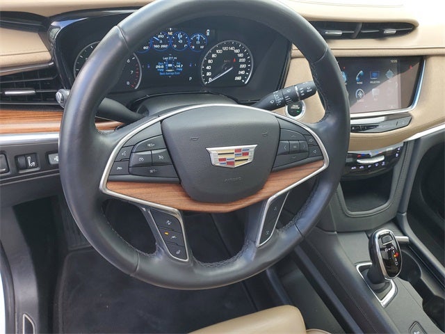 2017 Cadillac XT5 Platinum