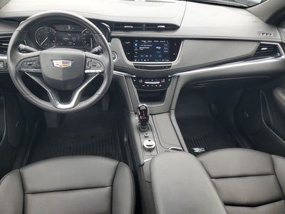 2024 Cadillac XT6 Luxury