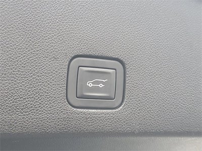 2025 Cadillac XT6 Luxury