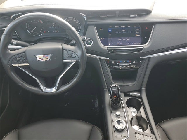 2024 Cadillac XT6 Luxury