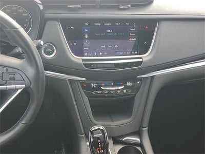 2024 Cadillac XT6 Luxury