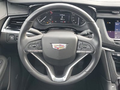 2024 Cadillac XT6 Luxury