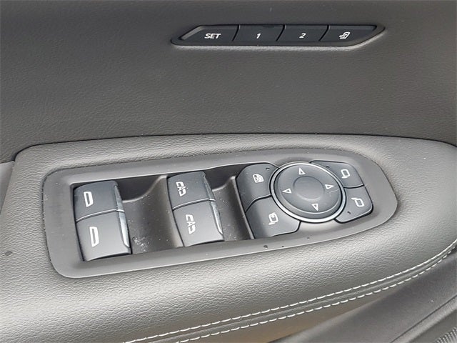 2025 Cadillac XT6 Luxury