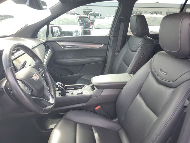 2024 Cadillac XT6 Luxury