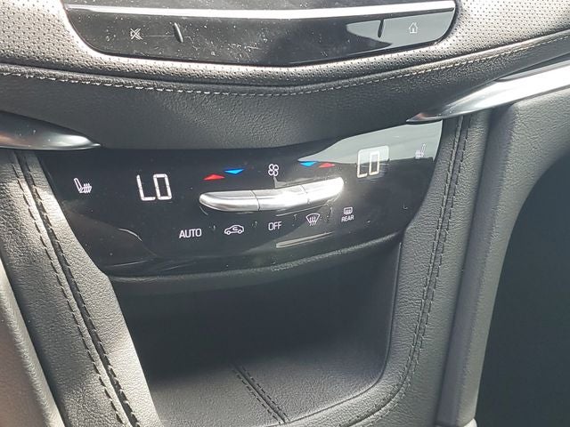 2024 Cadillac XT6 Luxury
