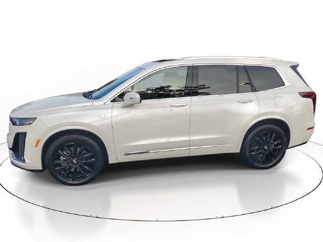 2025 Cadillac XT6 Luxury