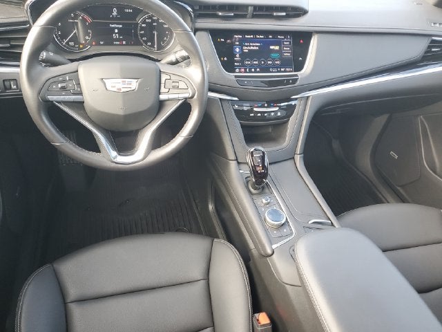 2025 Cadillac XT6 Luxury