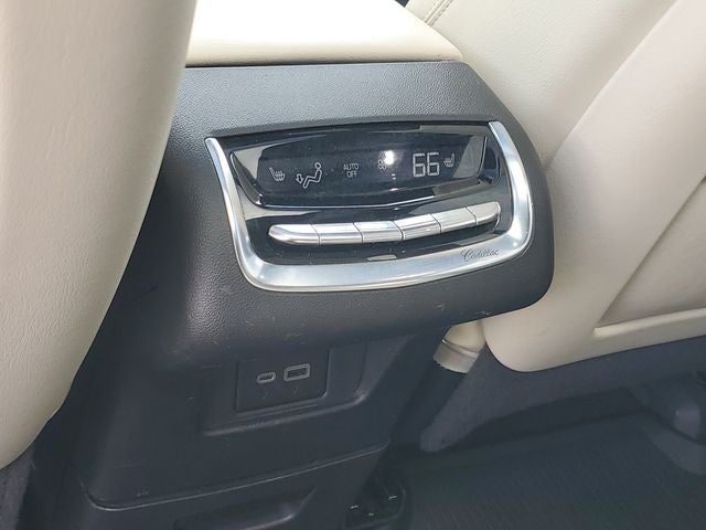 2022 Cadillac XT6 Sport