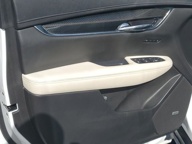2022 Cadillac XT6 Sport