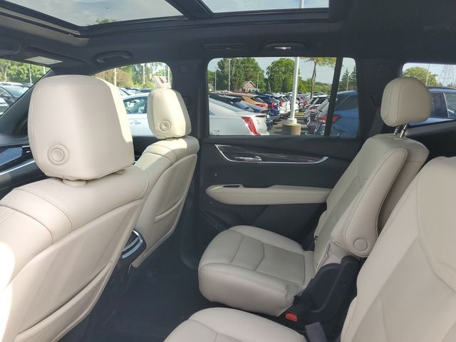 2022 Cadillac XT6 Sport