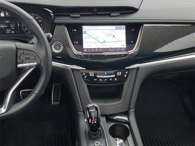 2025 Cadillac XT6 Sport