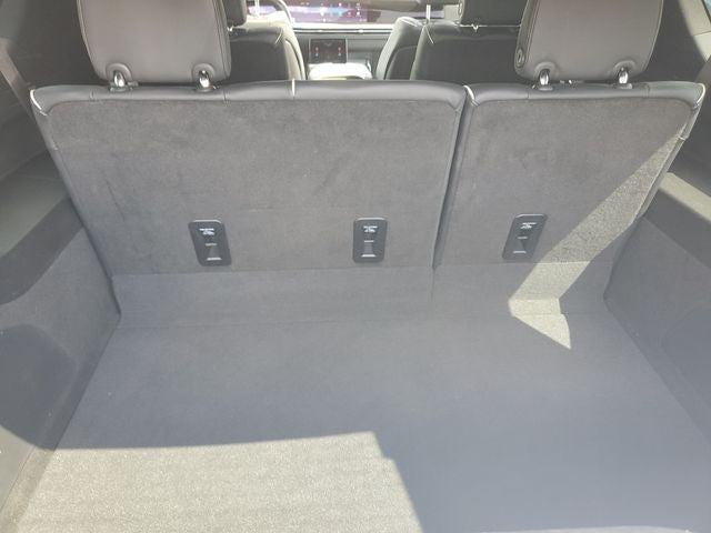 2025 Cadillac Escalade ESV Premium