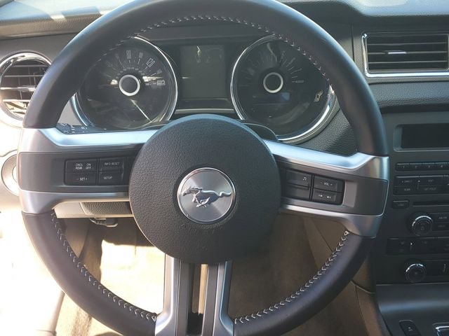 2014 Ford Mustang V6