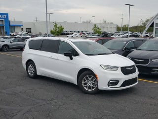 2026 Chrysler Pacifica