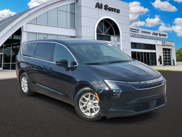 2027 Chrysler Pacifica