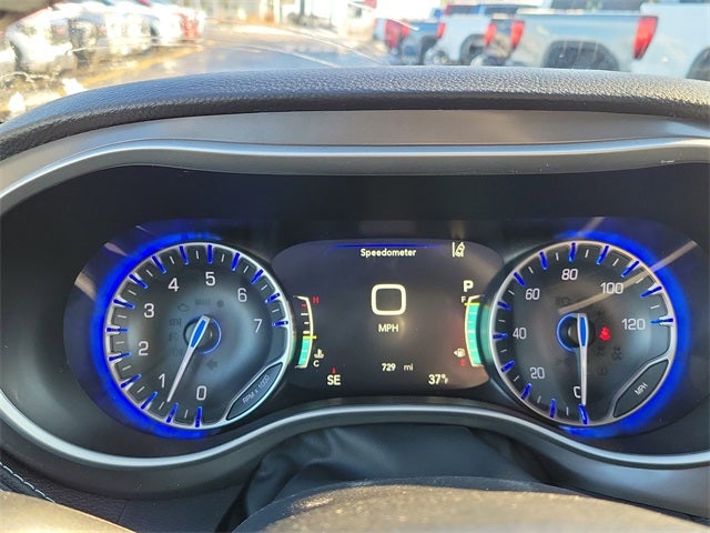 2026 Chrysler Pacifica Select