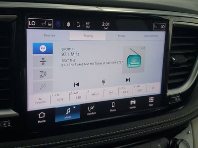 2022 Chrysler Pacifica Touring L