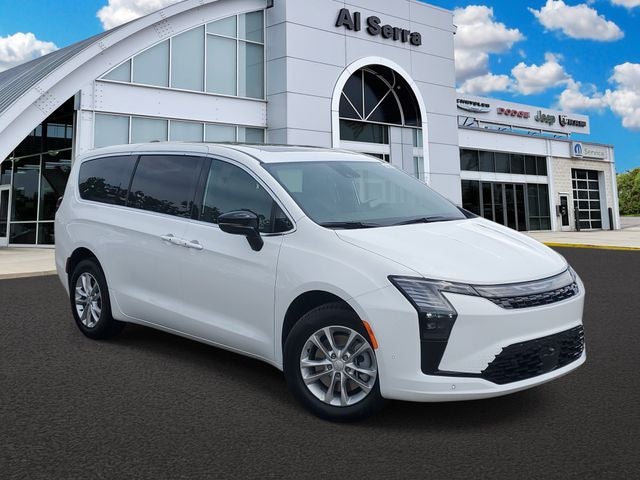 2027 Chrysler Pacifica Select
