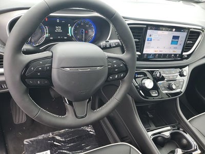 2027 Chrysler Pacifica Limited