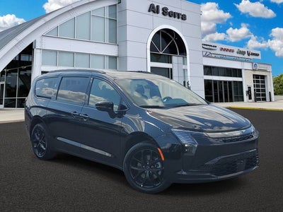 2027 Chrysler Pacifica Limited