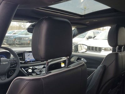 2026 Chrysler Pacifica Limited