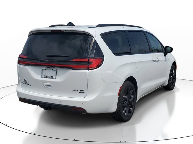 2026 Chrysler Pacifica Limited