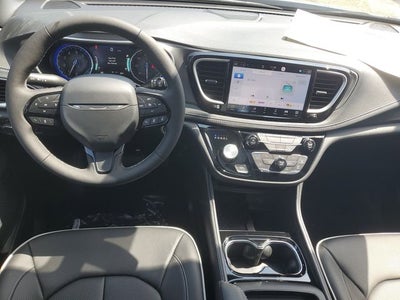 2027 Chrysler Pacifica Limited