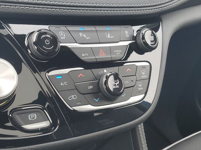 2027 Chrysler Pacifica Limited