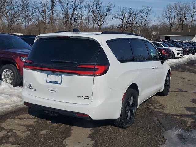 2026 Chrysler Pacifica Limited