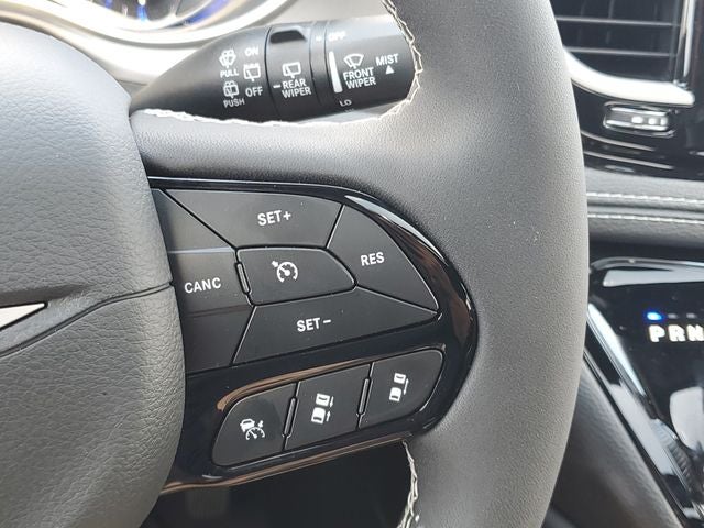 2027 Chrysler Pacifica Limited