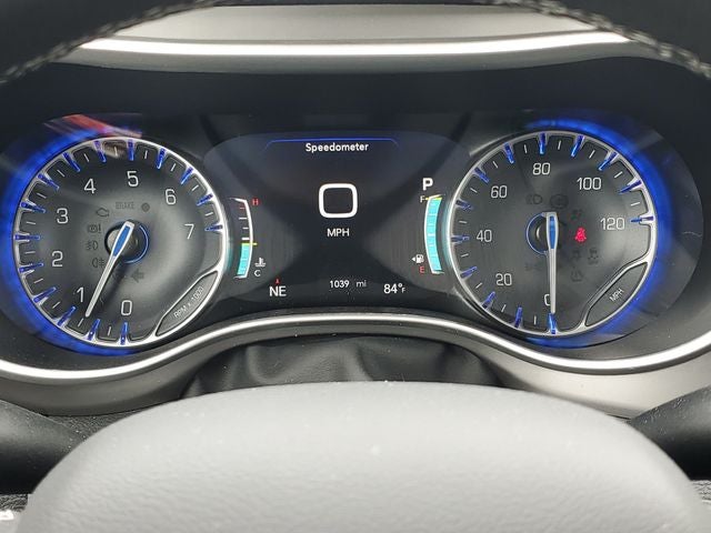 2027 Chrysler Pacifica Limited