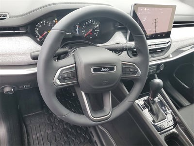 2023 Jeep Compass Latitude Lux