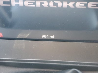 2026 Jeep Cherokee Laredo