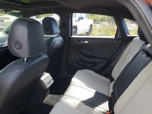 2019 Volkswagen Jetta R-Line